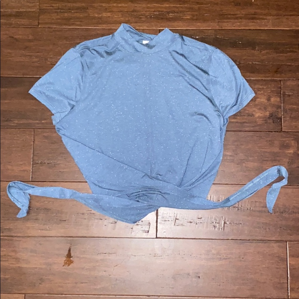 Lululemon top